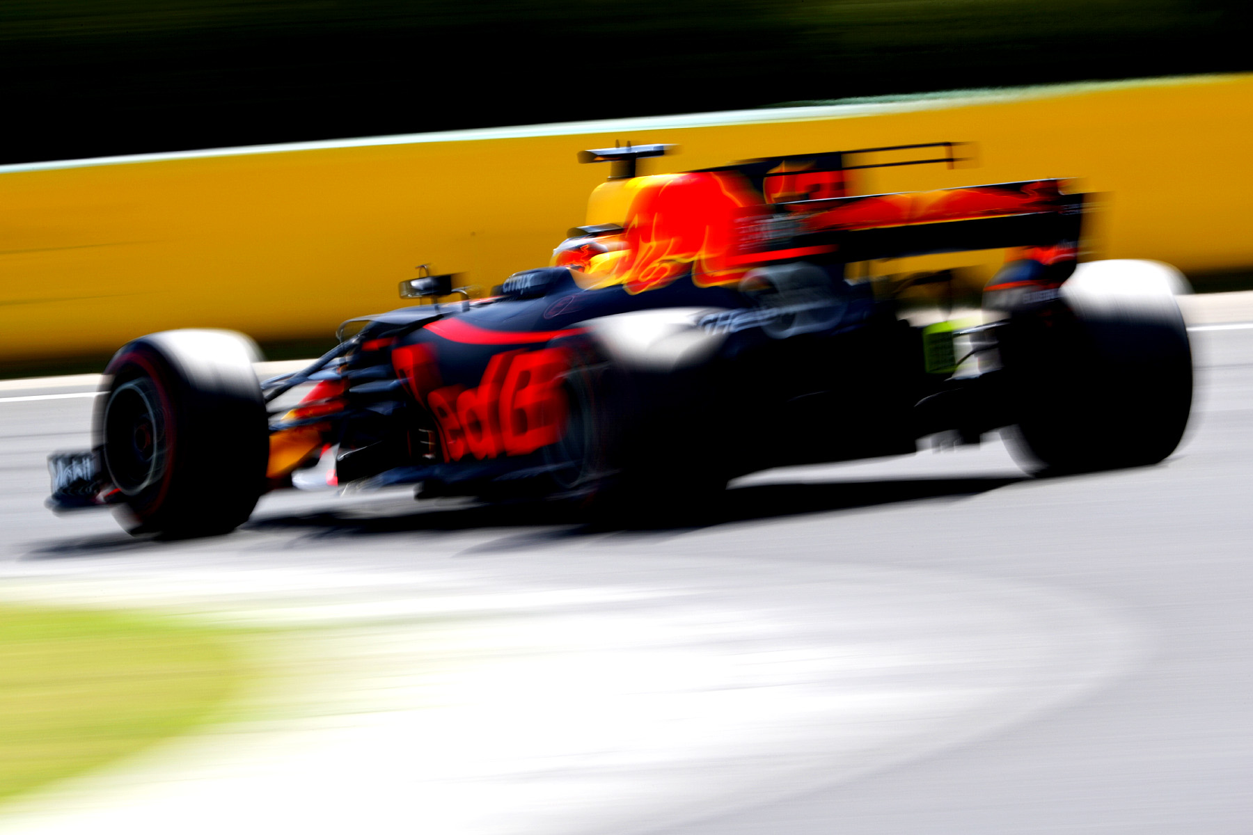 Daniel Ricciardo in his RB13 at the Hungaroring.