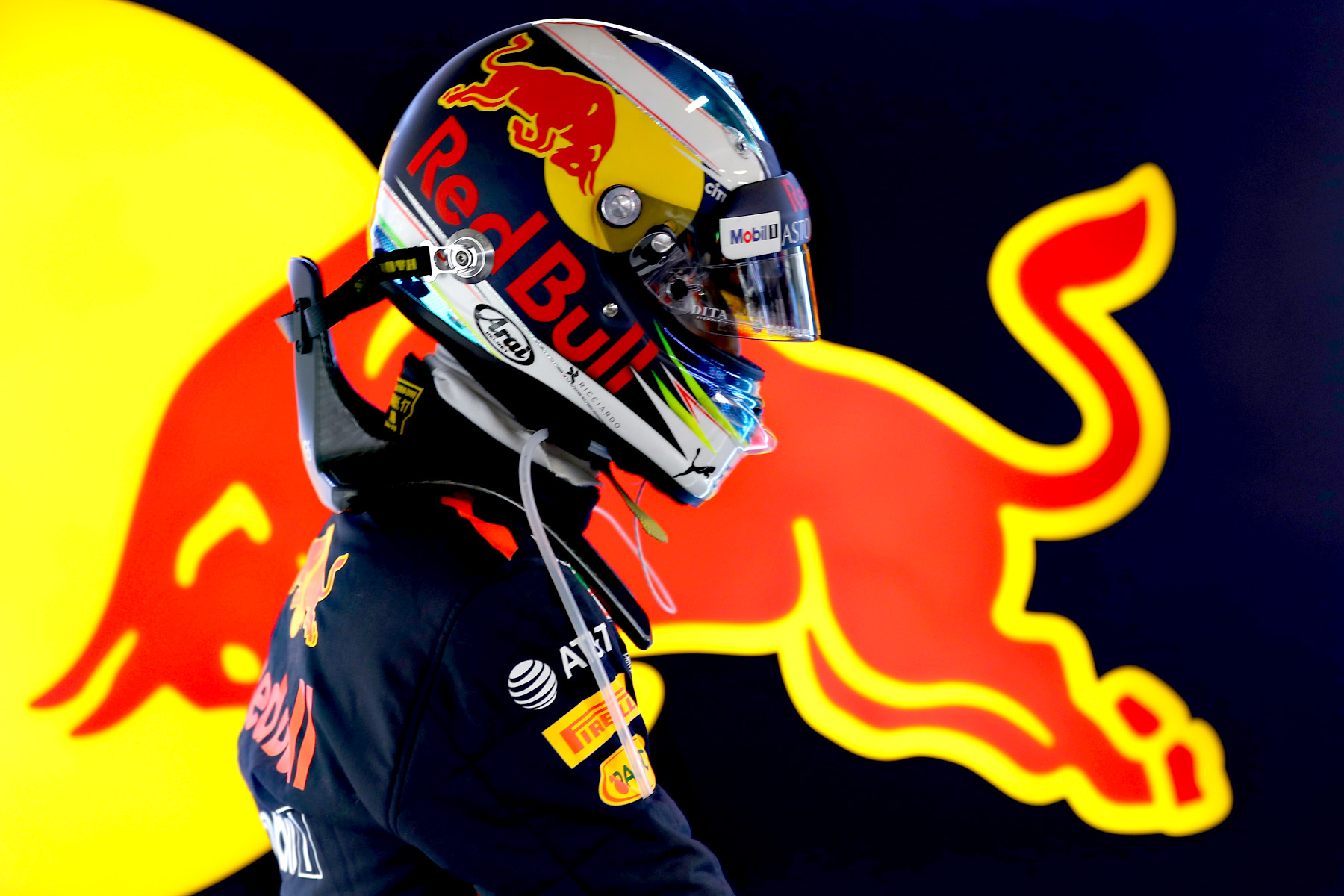 Daniel RIcciardo in his garage at the 2018 Chinese Grand Prix.